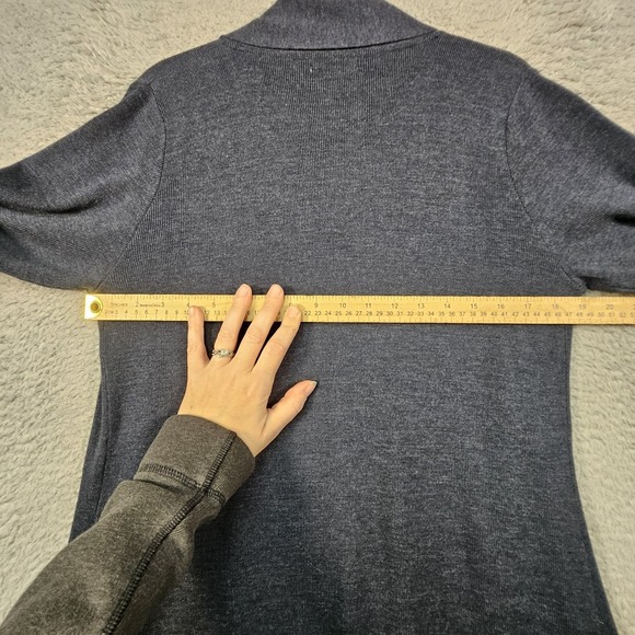 Orvis Blue Women's Merino Wool Cardigan Sweater - Picture 12 of 14